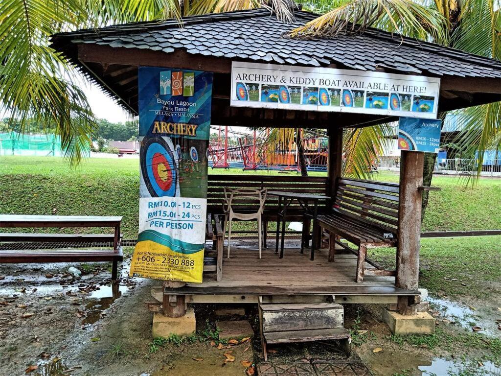 Melaka Top Largest Waterpark Resort - By Youbnb Homestay Melaka Exterior foto